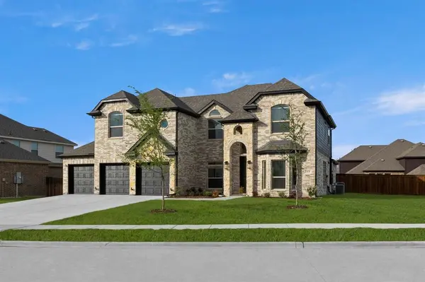 1831 Orlando Drive, Cedar Hill, TX 75104