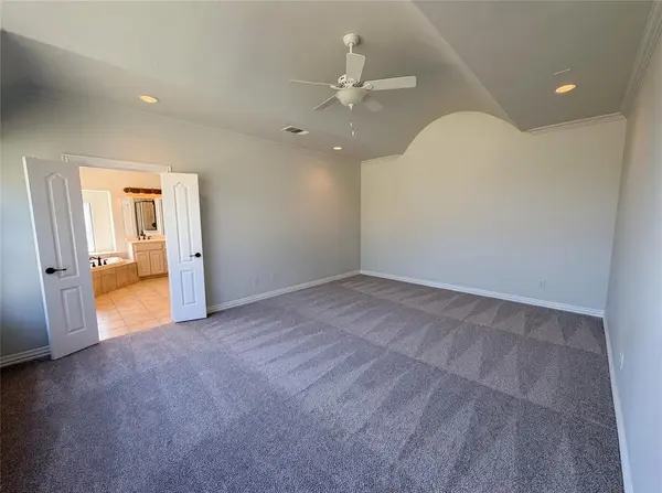 210 Billo Court, Weatherford, TX 76087