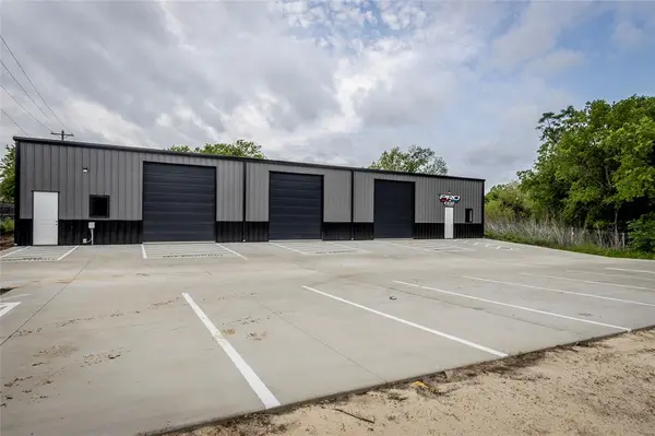 1401 Ranger Highway #301, Weatherford, TX 76086