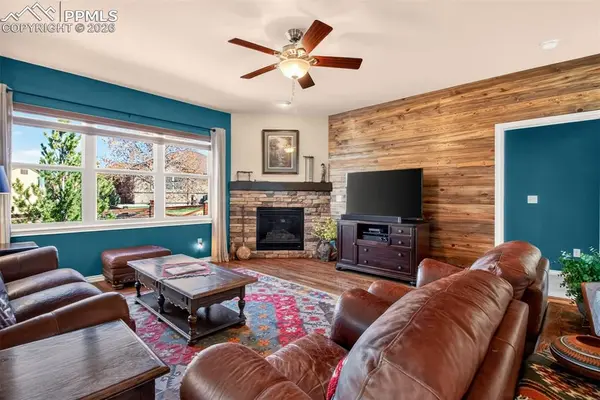 7136 Jagged Tree CIR, Colorado Springs, CO 80927