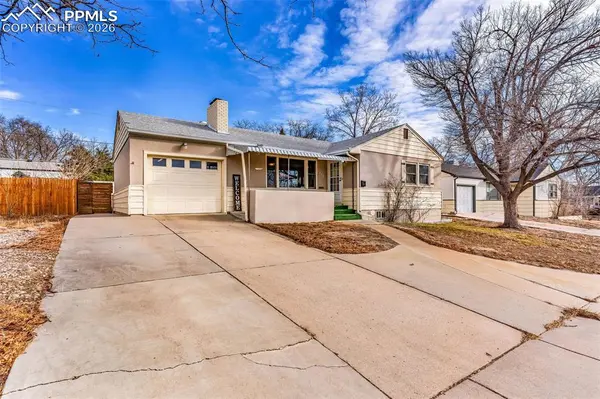 1512 Saratoga RD, Pueblo, CO 81001