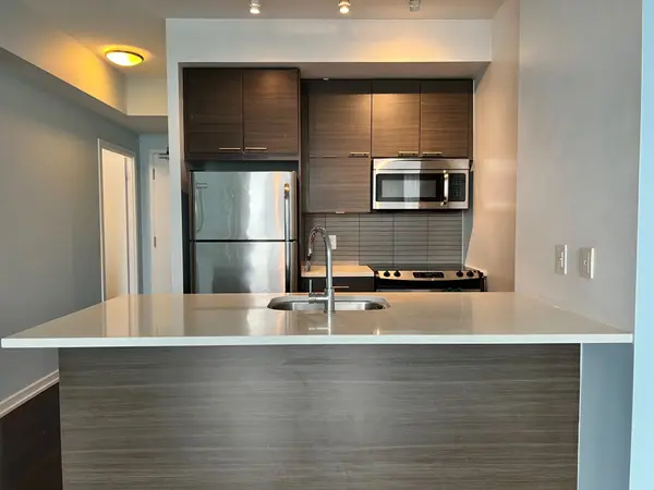 66 Forest Manor RD #1511, Toronto C15, ON M2J 0B7