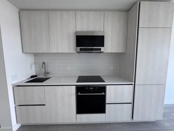 110 Broadway AVE #3106, Toronto C10, ON M4P 1V7