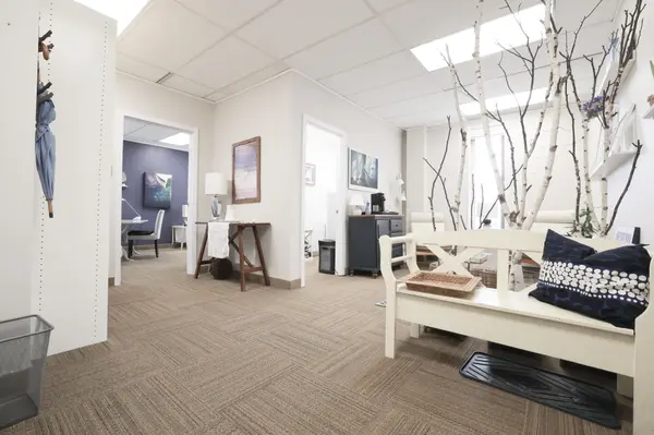 1376 Bank ST #304, Billings Bridge - Riverside Park And Area, ON K1H 7Y3