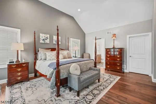 13 Fox Run, Monroe Twp., NJ 08831