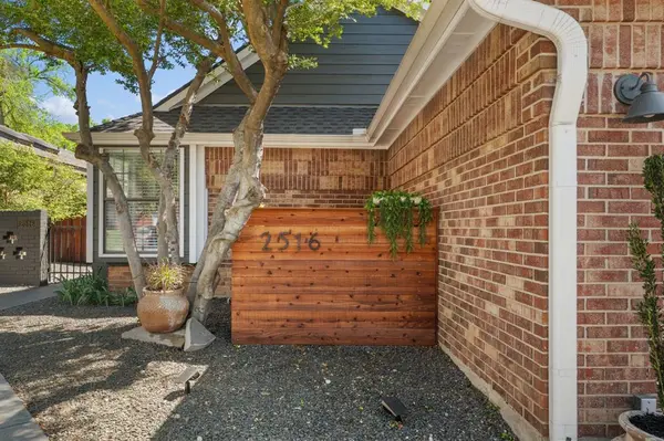 2516 Lake Bend Terrace, Carrollton, TX 75006