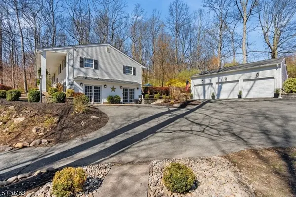 97 Mount Rascal Rd, Independence Twp., NJ 07840