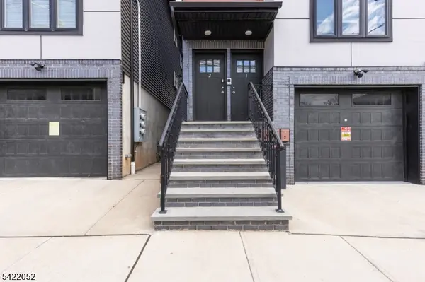 19 Shaw Ave #1, Newark City, NJ 07112