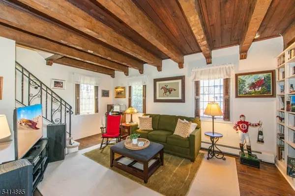 31 Windsor Rd, Clifton City, NJ 07012