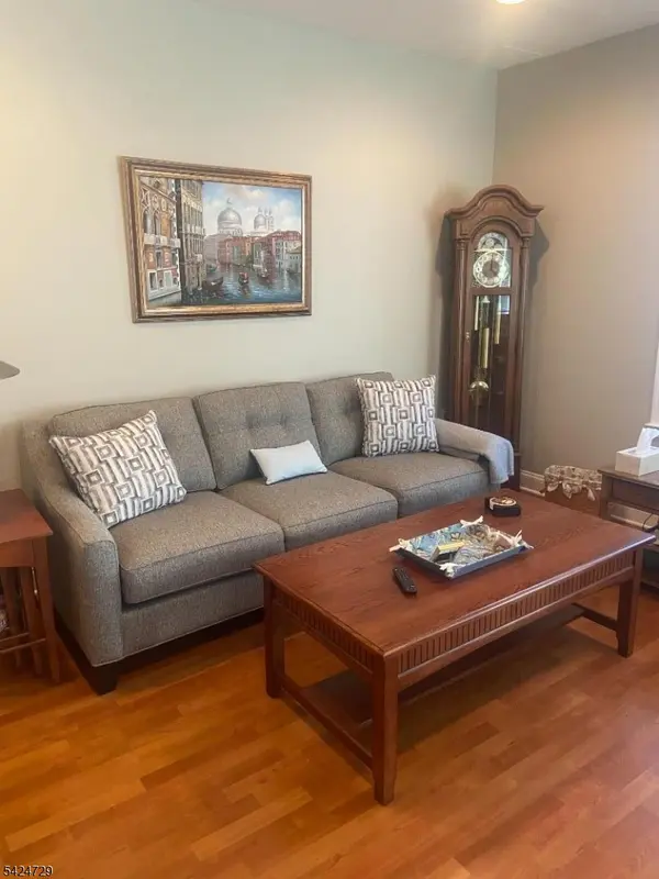 6117 Brookhaven Ct, Riverdale Boro, NJ 07457