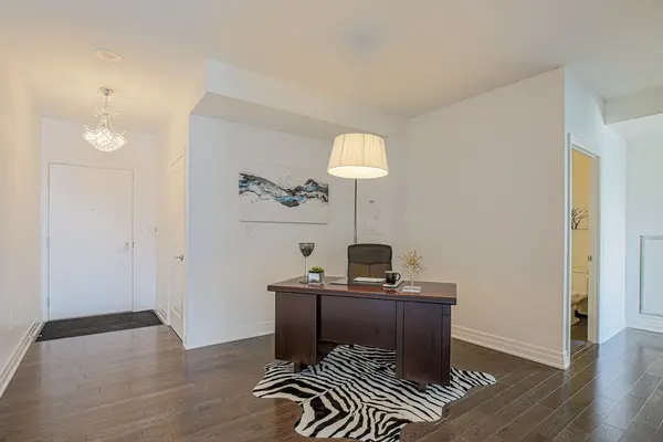 8 The Esplanade AVE #2002, Toronto C01, ON M5E 0A6