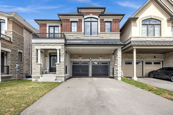 1416 Swallowtail LN, Pickering, ON L1X 0N8