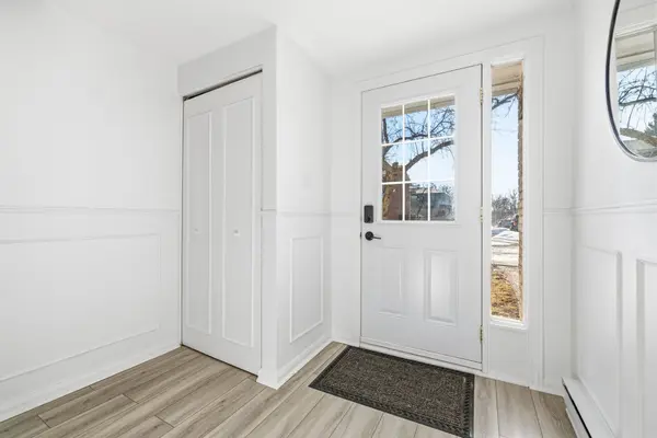 1270 Gainsborough DR #9, Oakville, ON L6H 2L2