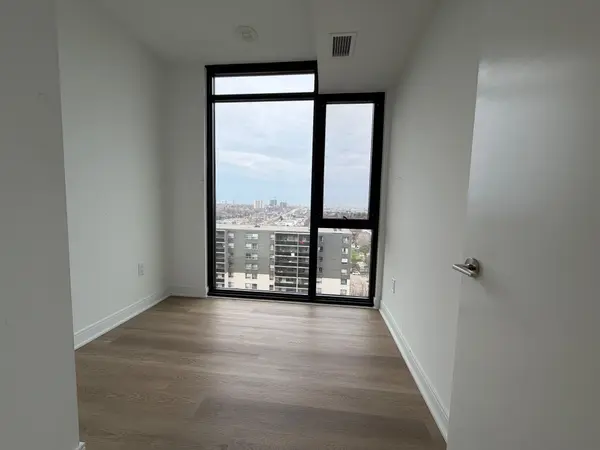 86 Dundas ST E #1314, Mississauga, ON L5A 0B1