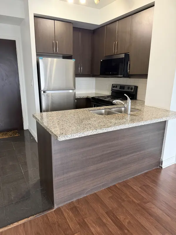 60 Absolute AVE #2104, Mississauga, ON L4Z 0A9