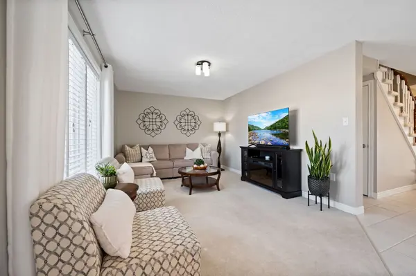 39 Colonial CRES, Grimsby, ON L3M 5H3