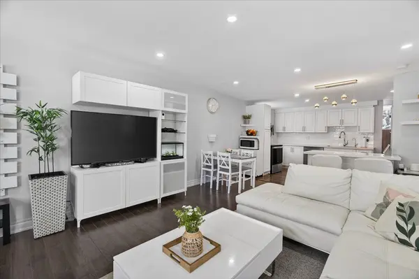 155 Gammage ST, London East, ON N5Y 2B2