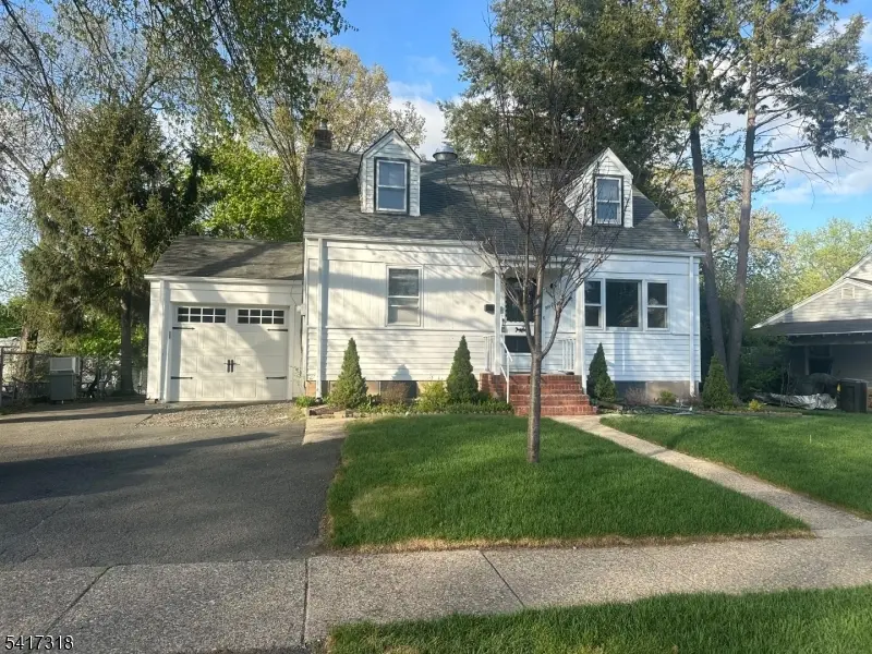 28-27 Sheridan Pl, Fair Lawn Boro, NJ 07410