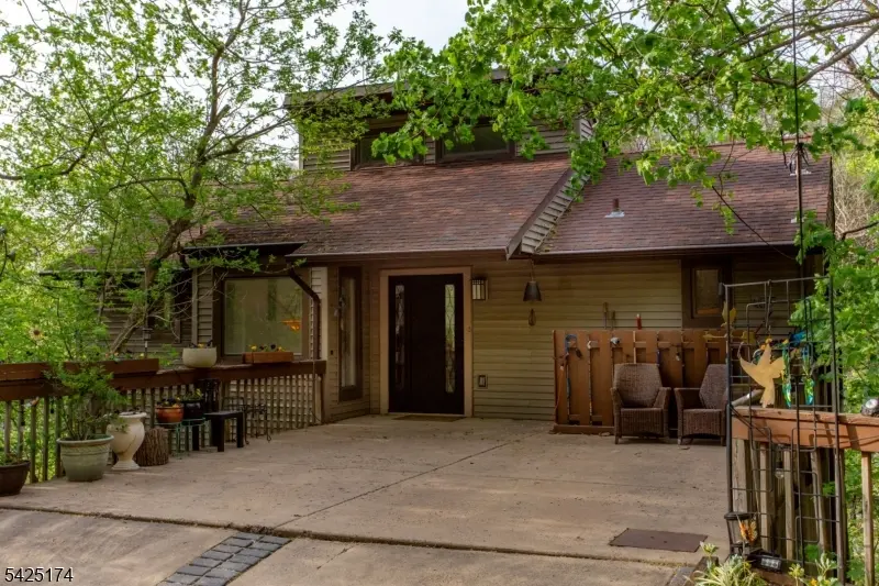 120 Swan Street, Lambertville City, NJ 08530