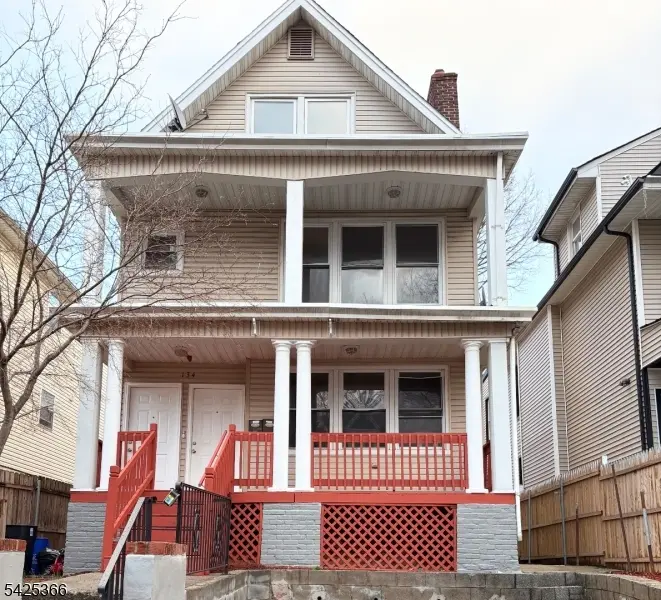 134 N 14Th St #2, East Orange City, NJ 07017