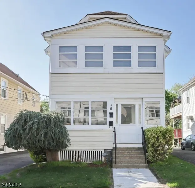 5 N 13Th St, Hawthorne Boro, NJ 07506