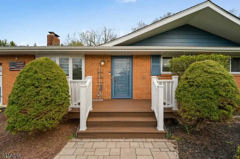45 Church Rd, Holland Twp., NJ 08848