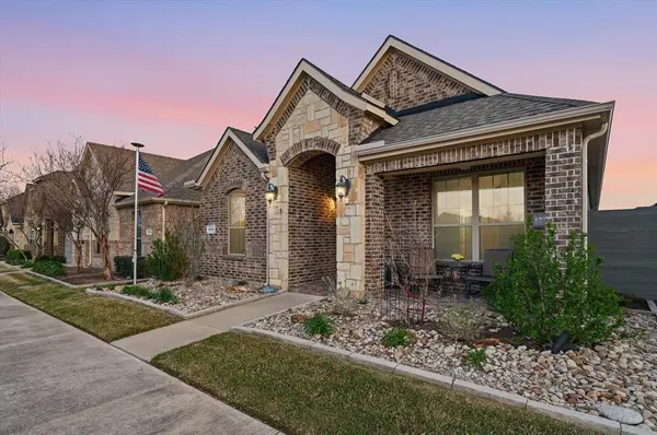 813 8th Street, Argyle, TX 76226