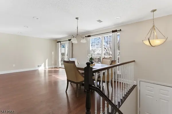 196 Sapphire Ln, Franklin Twp., NJ 08823