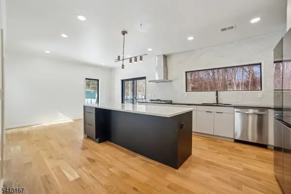 156 Park Rd, Parsippany-troy Hills Twp., NJ 07054