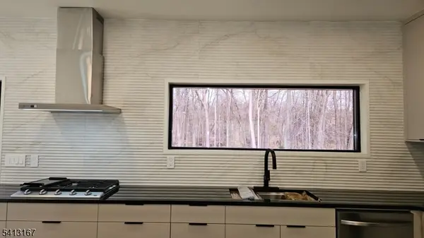 156 Park Rd, Parsippany-troy Hills Twp., NJ 07054