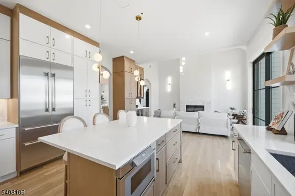 74 Irving Ave, Livingston Twp., NJ 07039