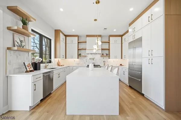 74 Irving Ave, Livingston Twp., NJ 07039