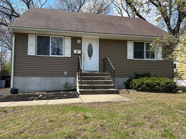 24 Willow St, Bergenfield Boro, NJ 07621