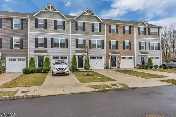 79 Burr St, Monroe Twp., NJ 08094