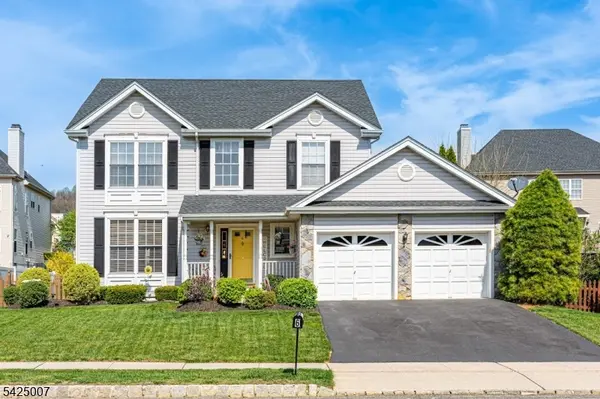 6 Kyle Dr, Lopatcong Twp., NJ 08865