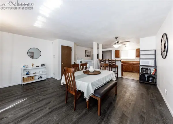 3084 Maverick DR, Colorado Springs, CO 80918