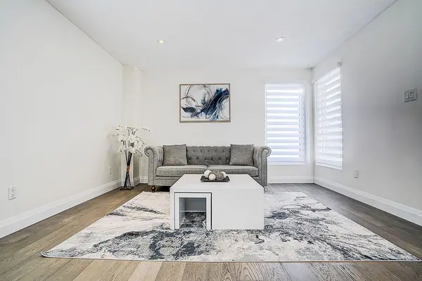 32 Macauley DR, Markham, ON L3T 5S5