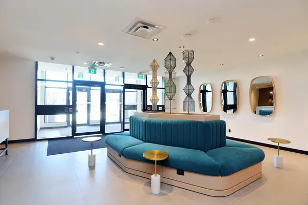 7950 Bathurst ST #416, Vaughan, ON L4J 0L4