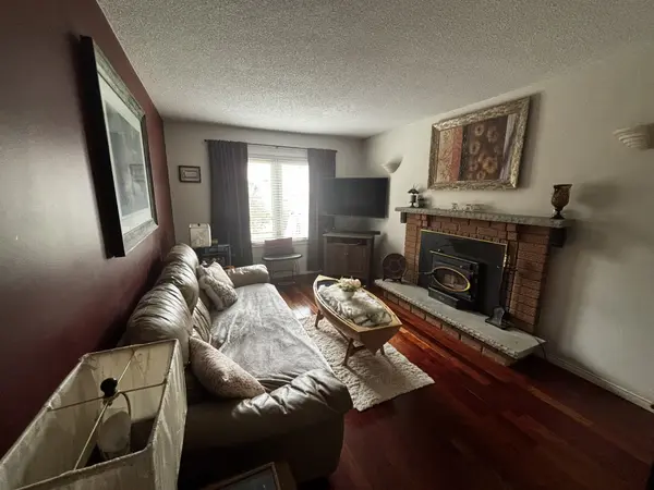 102 Snowcap RD, Brampton, ON L6R 1J1