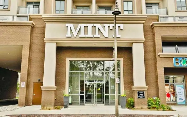 2486 Old Bronte RD #518, Oakville, ON L6M 4J2