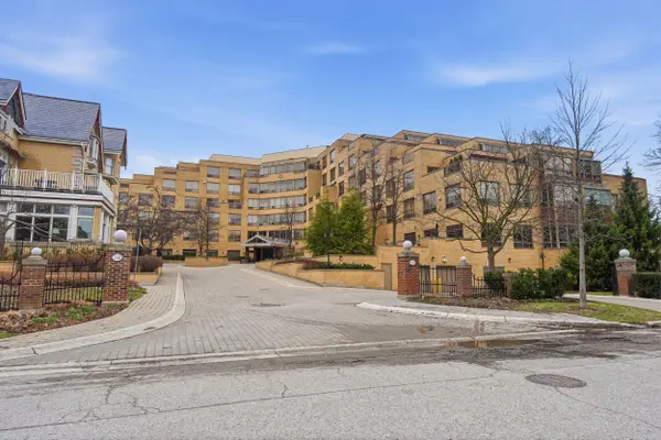 250 Sydenham ST #310, London East, ON N6A 5S1