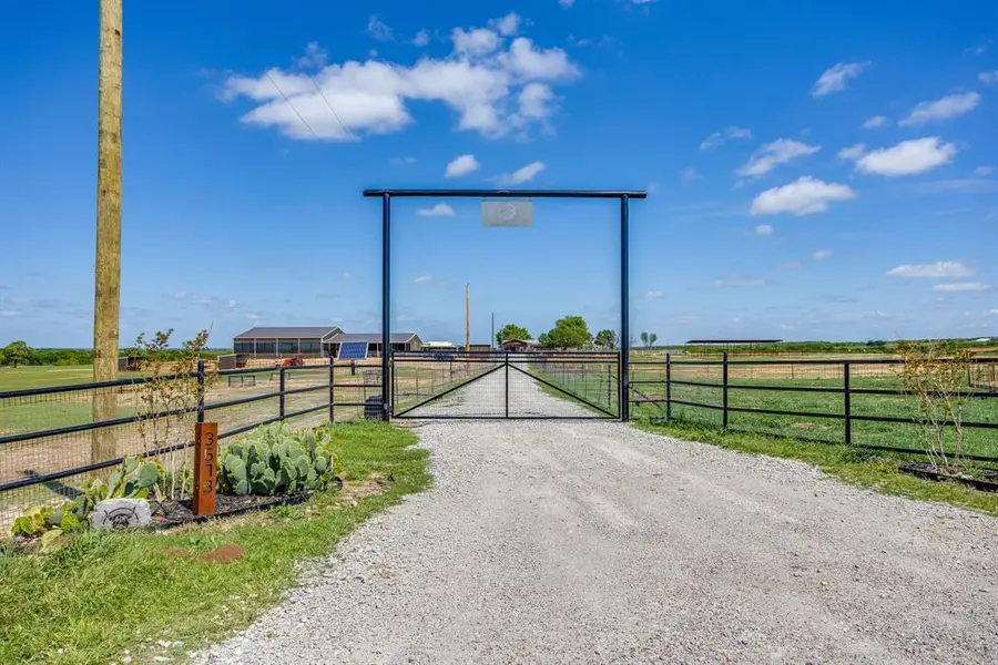 3678 County Road 3655, Bridgeport, TX 76426