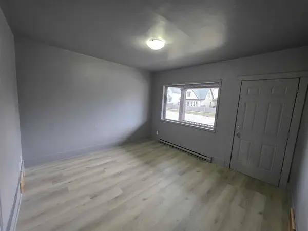 525 Redwood AVE, Winnipeg, MB R2W 1S7