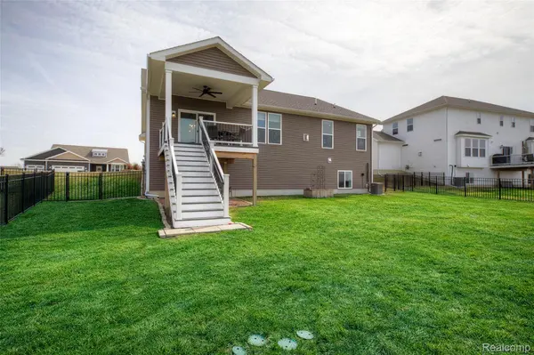 2138 Gambrel LN, Marion Township, MI 48843