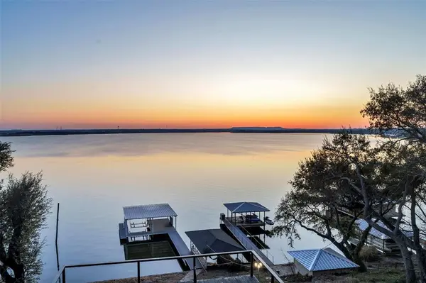 5300 Comanche Vista Trail, De Cordova, TX 76049