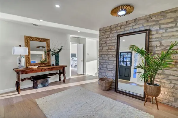 5300 Comanche Vista Trail, De Cordova, TX 76049