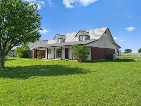 6568 Michael Road, Sanger, TX 76266