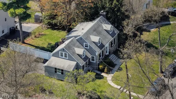 22 Helen Street, Fanwood Boro, NJ 07023