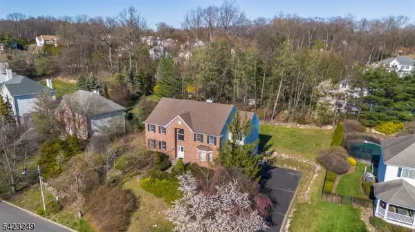 10 Pierson Ct, Mahwah Twp., NJ 07430