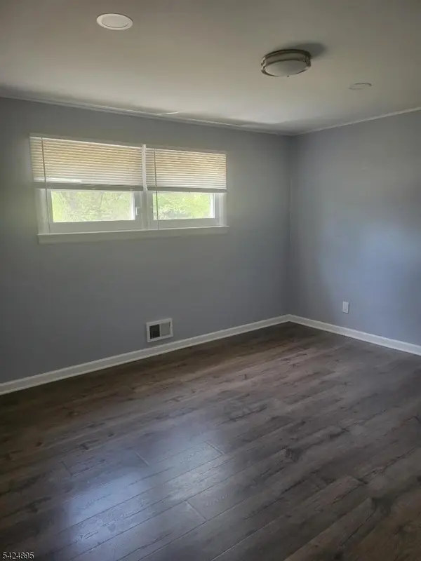 565 Hunter Ave, Scotch Plains Twp., NJ 07076